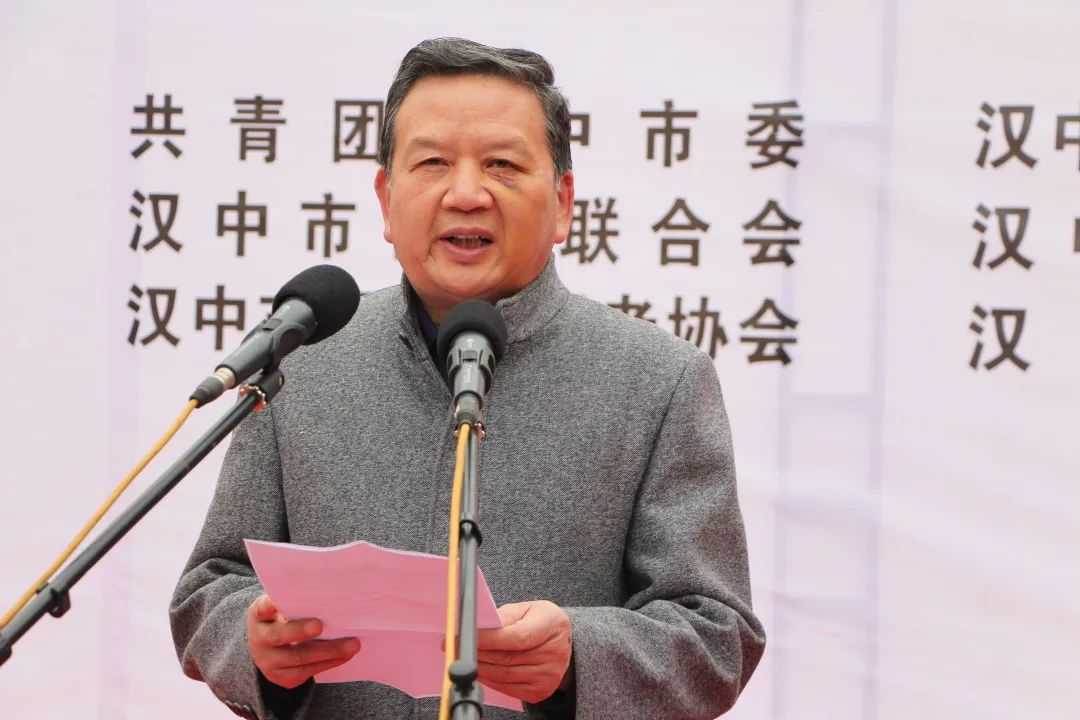 “奉獻青春熱血 點燃希望之光”！他們好樣的！