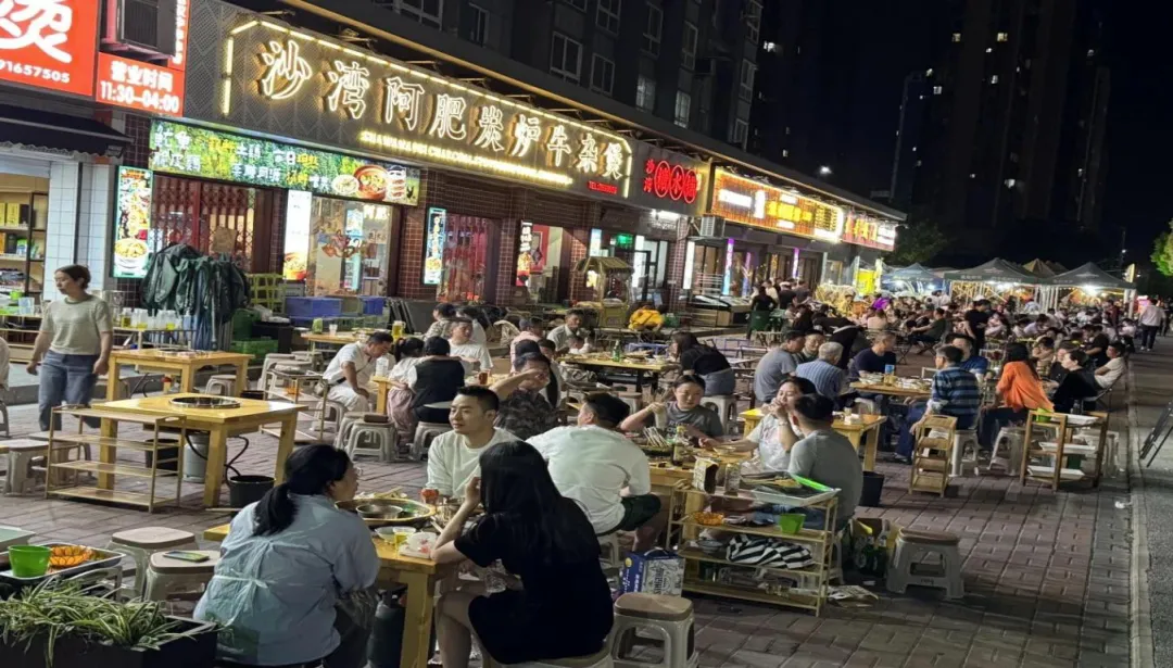 “串”聯(lián)夜經(jīng)濟(jì)！漢臺(tái)這條街點(diǎn)亮初夏夜生活