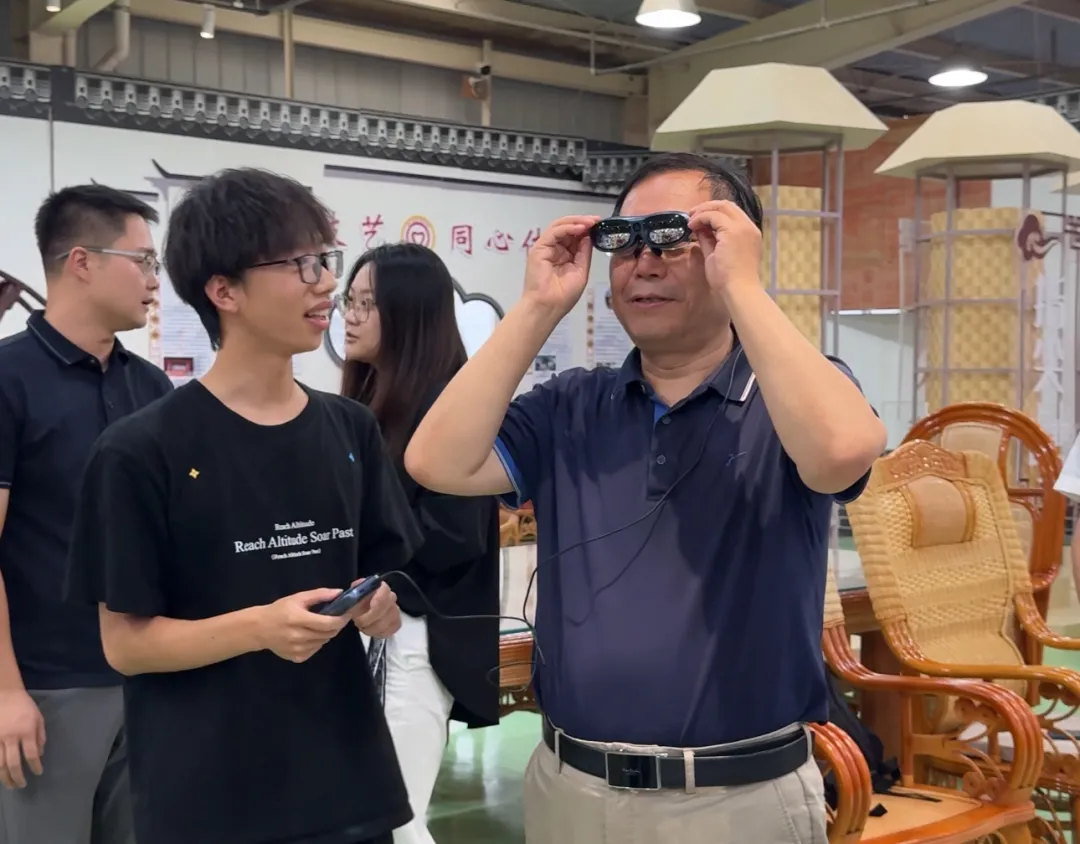 中省媒體聚焦?jié)h中新型工業(yè)！傳統(tǒng)行業(yè)煥發(fā)新生→