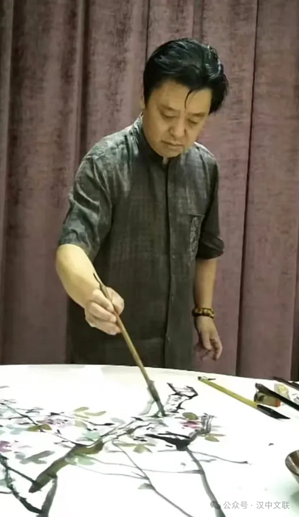 李振峰：錦繡盡從勤中出——李躍軍的畫(huà)家之路