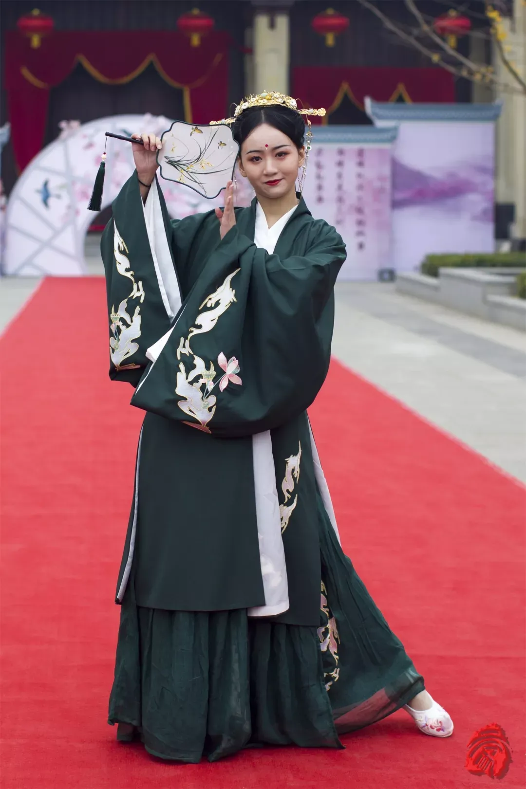 2025“盛世迎華誕·萬人游漢中”漢服嘉年華10月1日啟幕，沉浸式體驗漢韻風華！
