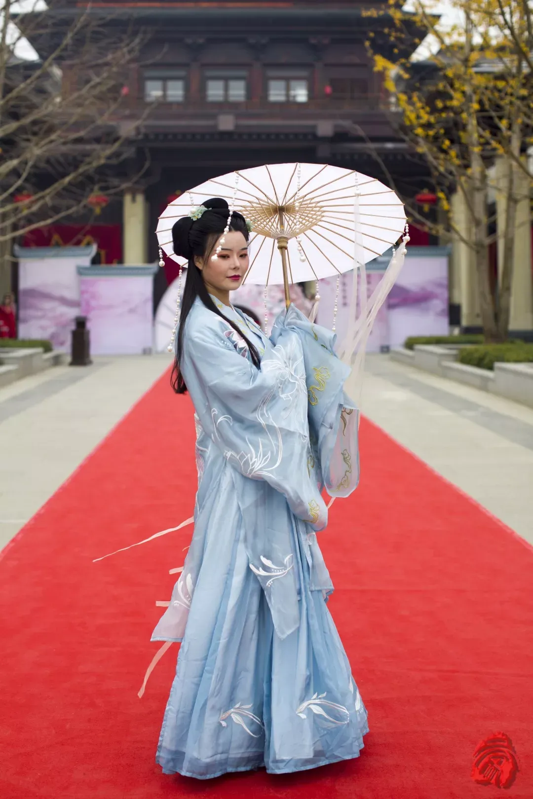 2025“盛世迎華誕·萬人游漢中”漢服嘉年華10月1日啟幕，沉浸式體驗漢韻風華！