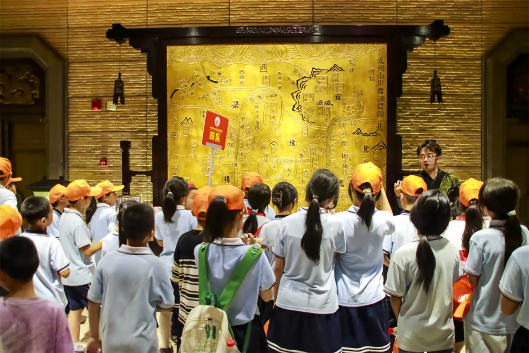 一場(chǎng)特別的研學(xué)之旅——漢臺(tái)區(qū)開展“未老關(guān)愛”鄉(xiāng)村兒童暑期關(guān)愛志愿服務(wù)活動(dòng)側(cè)記