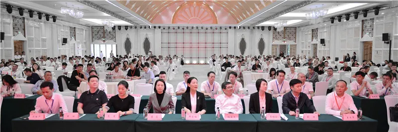 漢中市福建商會(huì)第六屆理(監(jiān))事會(huì)就職典禮暨商會(huì)成立二十年慶典活動(dòng)圓滿舉行