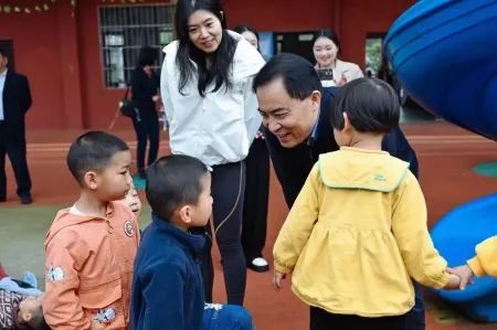 2024，莫言的公益選擇：健康童樂(lè)園