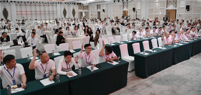 漢中市福建商會(huì)第六屆理(監(jiān))事會(huì)就職典禮暨商會(huì)成立二十年慶典活動(dòng)圓滿舉行